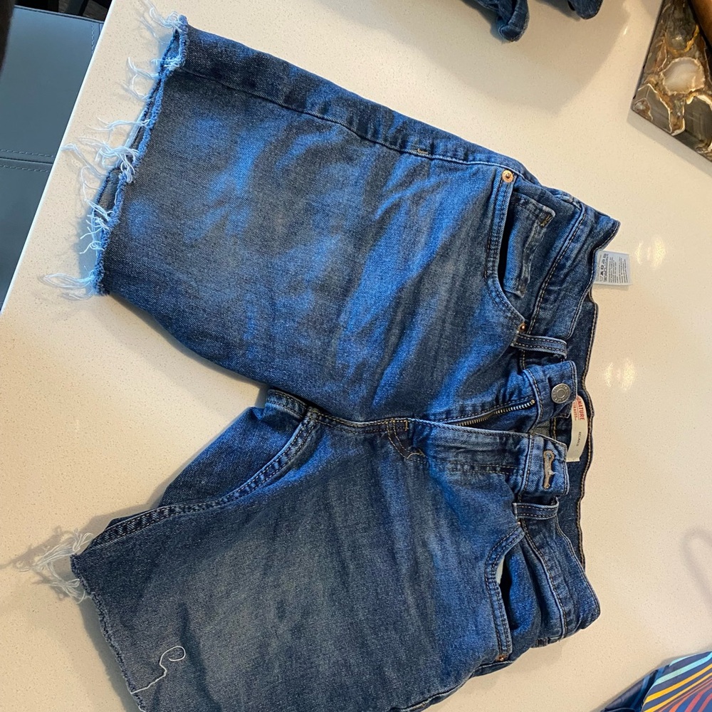 Levis denim shorts